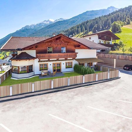 Apartment In Neustift In A Quiet Location Neustift im Stubaital Eksteriør billede